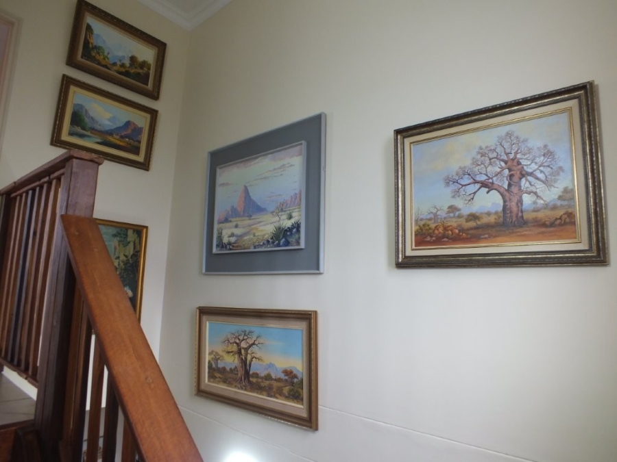 4 Bedroom Property for Sale in Dana Bay Western Cape